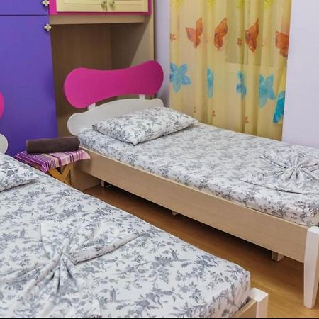 Toti Apartments Tirana Exteriör bild